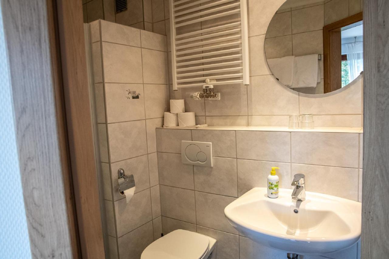 Hof Dödesberg Hotell Bad Berleburg Exteriör bild